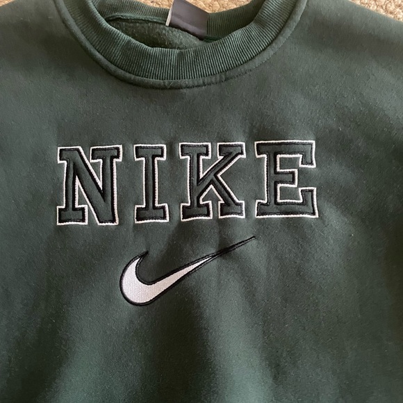 Vintage Nike Varsity Crewneck Green y2k 2000s fall comfy - Picture 2 of 3